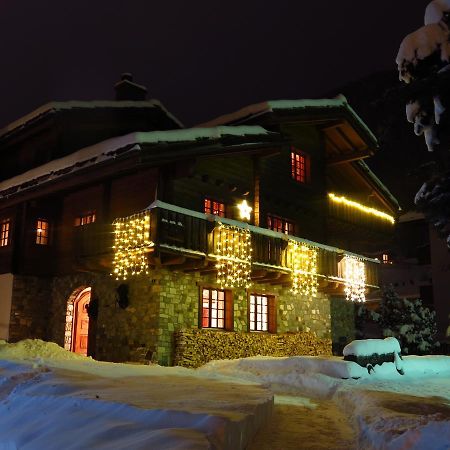 Chalet Huwi Zermatt Bagian luar foto